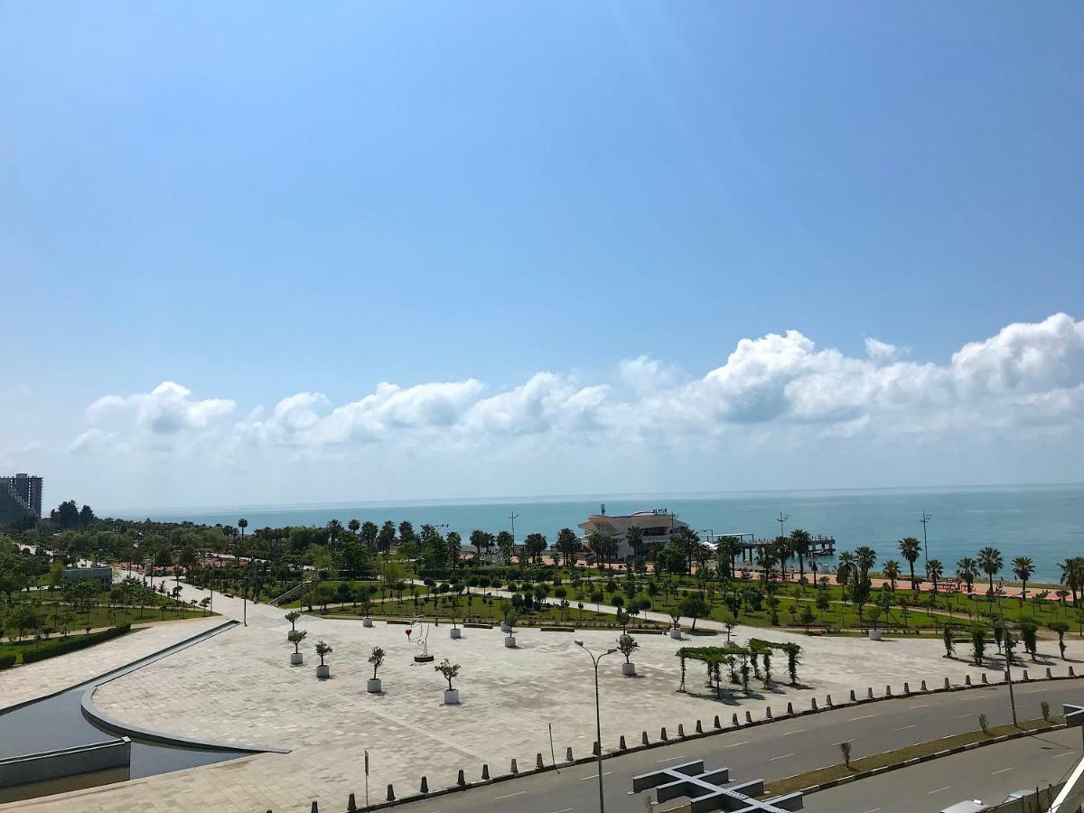 Orbi Beach Tower Batumi Kültér fotó