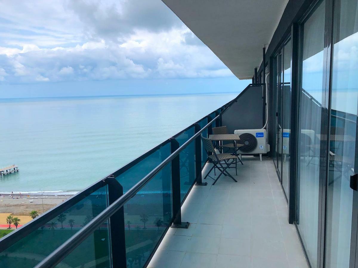 Orbi Beach Tower Batumi Kültér fotó